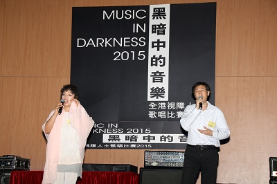 合唱組冠軍得主- 馮啟端 (左)及何澄溢(右) 